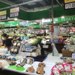 梨园农副产品交易中心 连接产地与餐桌的绿色桥梁